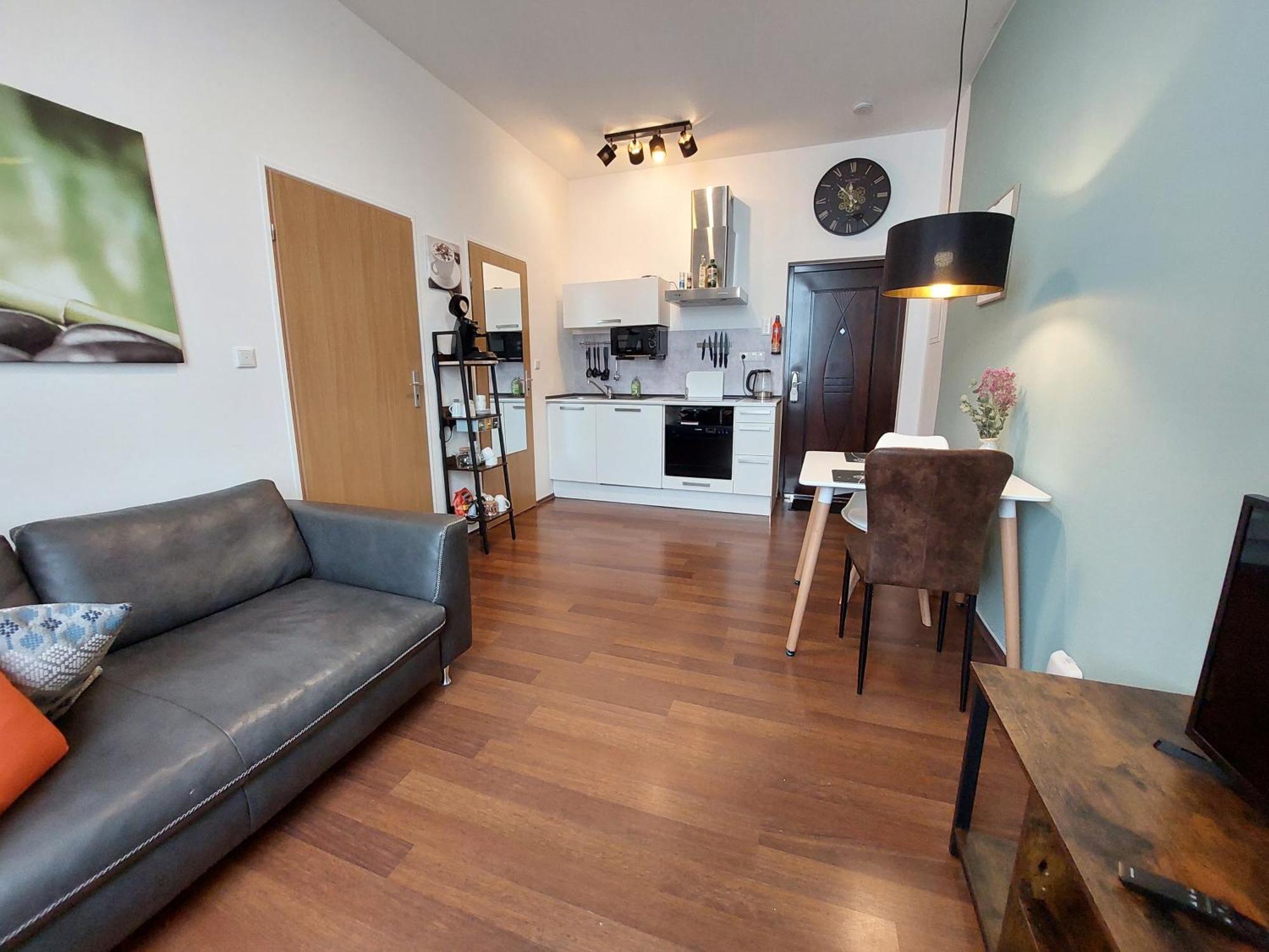 Zigarrenhof In Citynaehe Inkl. Netflix Apartment *